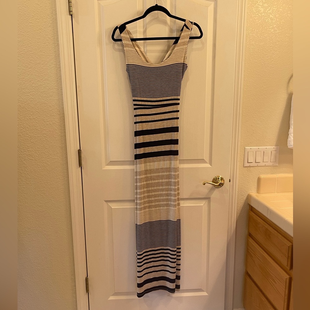 Gilli Cross-back Maxi Dress